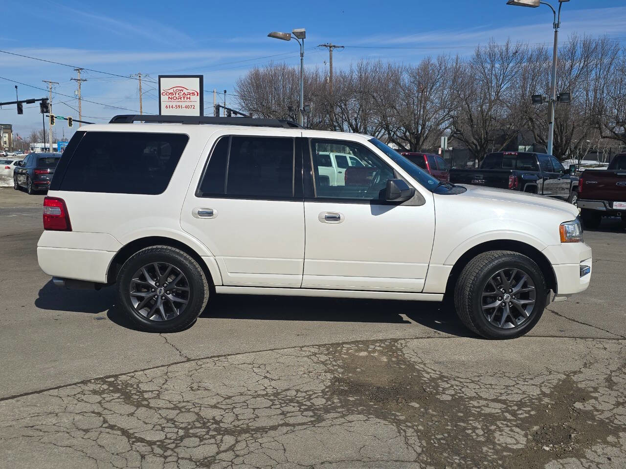 Used 2017 Ford Expedition Limited w/ Equipment Group 301A image 4