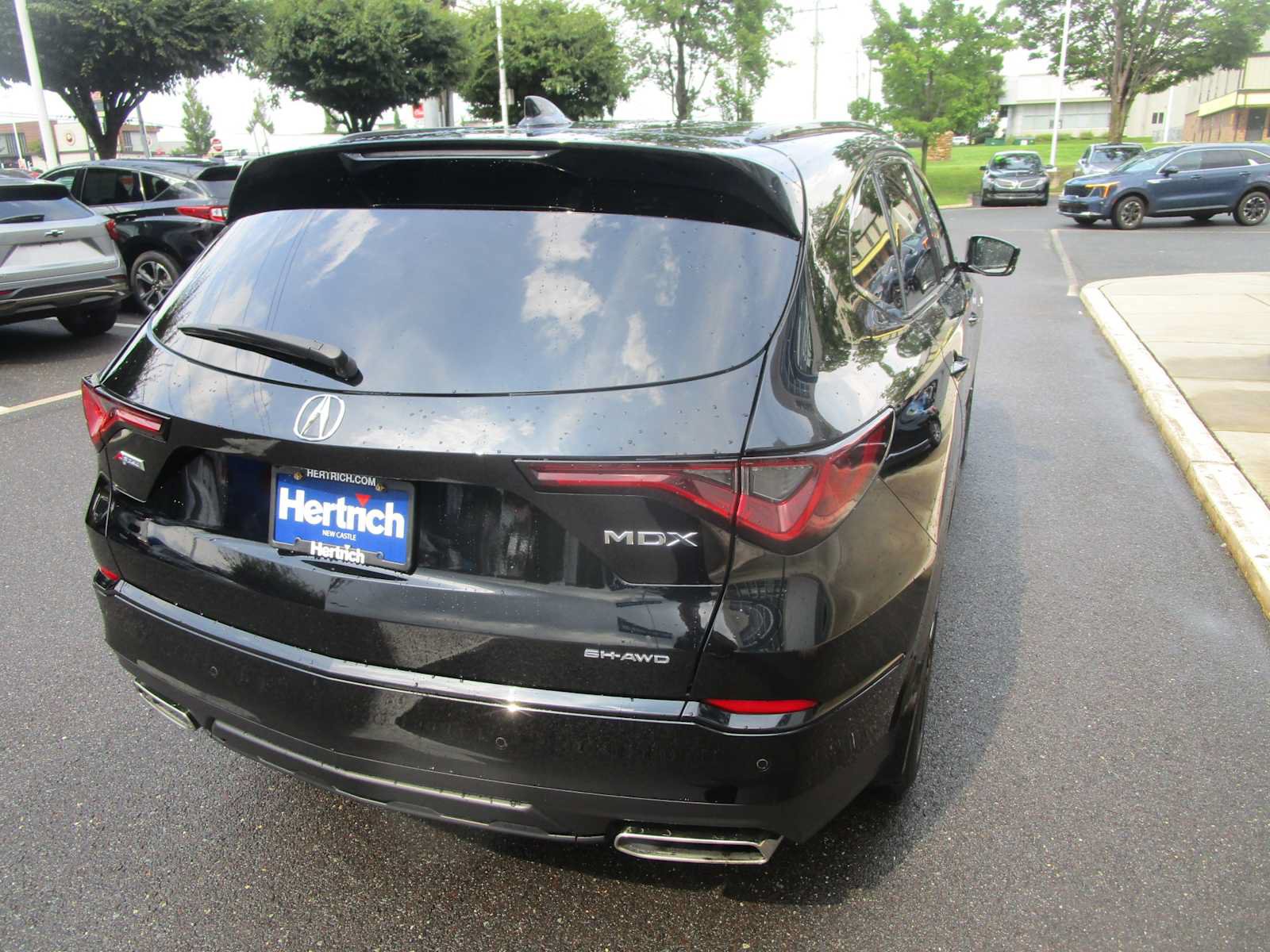Certified 2025 Acura MDX A-Spec w/ Advance Package AWD/4WD image 5