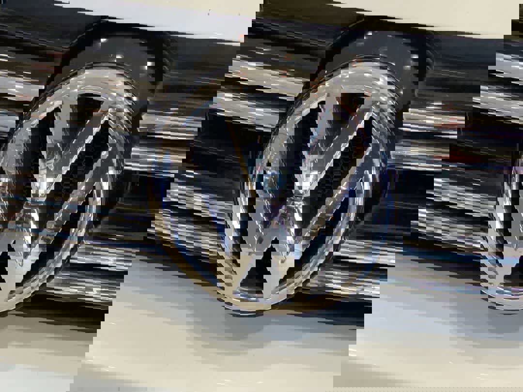 Used 2017 Volkswagen Tiguan Limited w/ Premium Package image 10