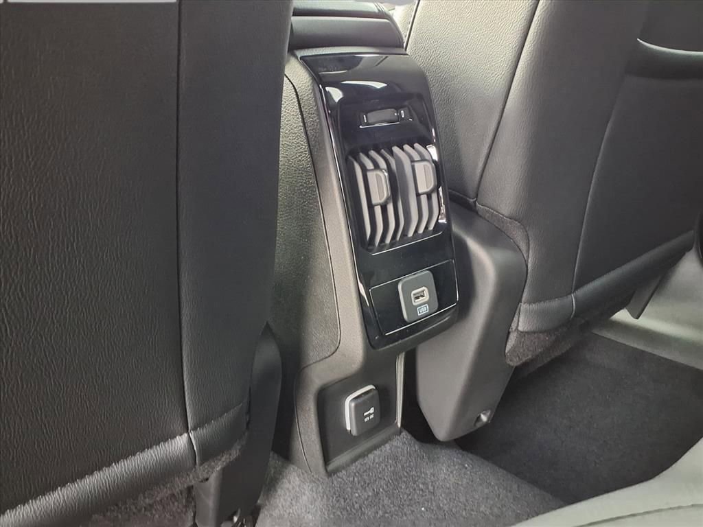 New 2026 Jeep Compass Latitude image 21