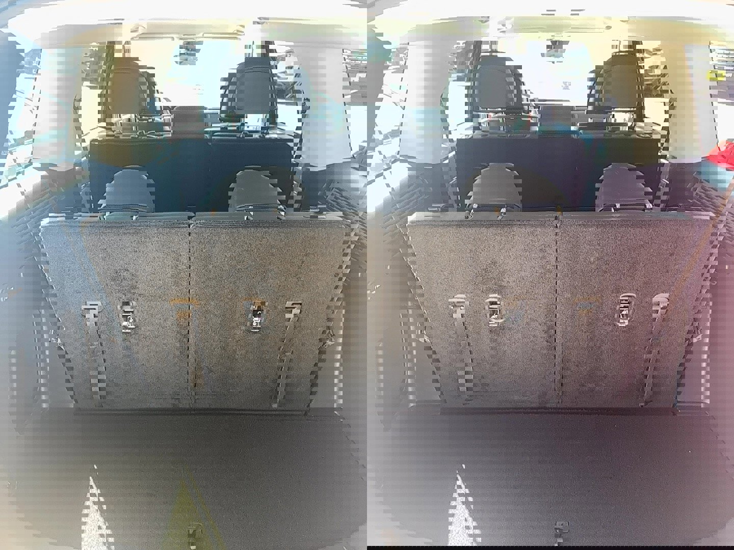 Used 2025 Hyundai Santa Fe SEL image 9