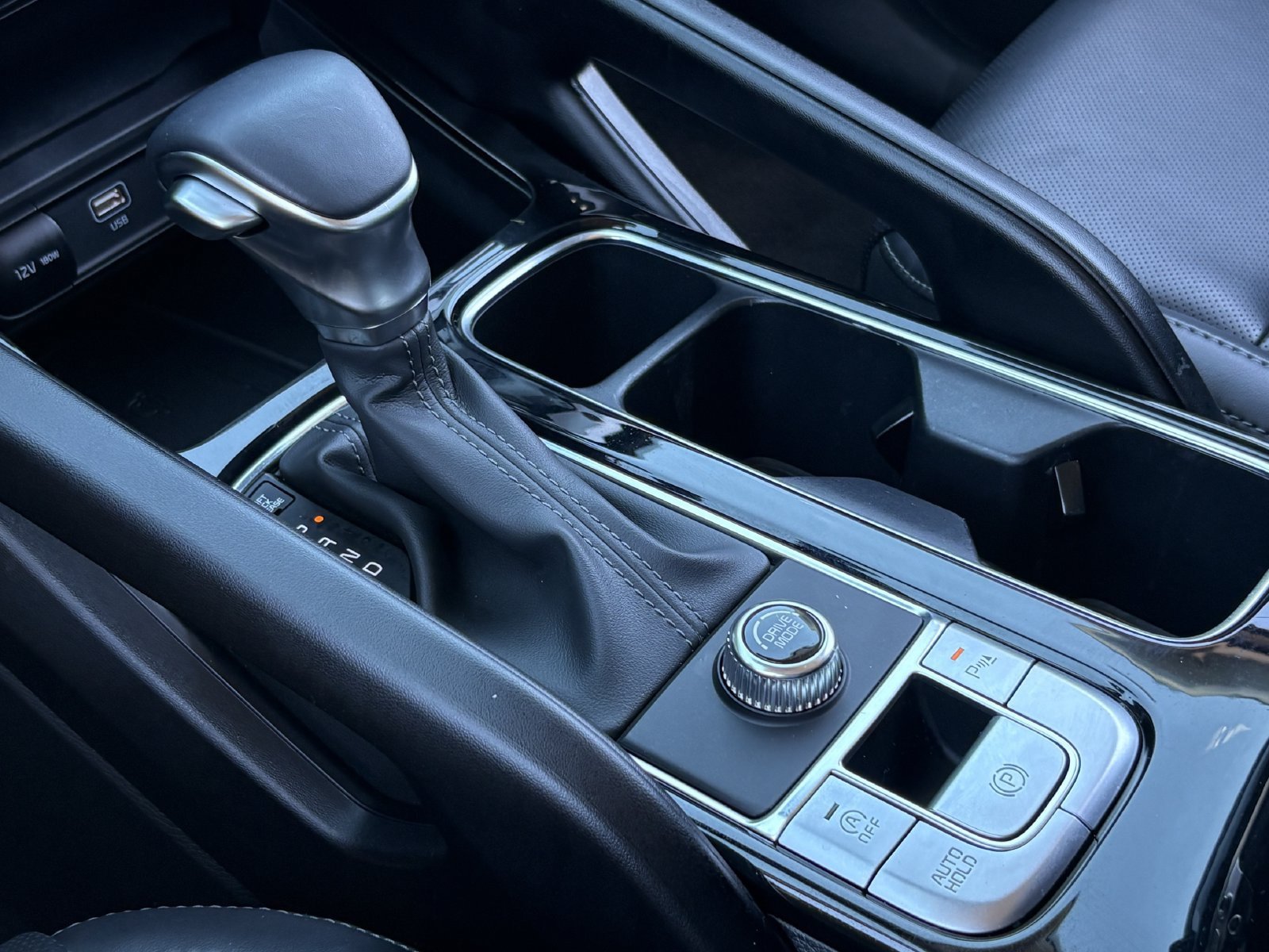 Used 2025 Kia Telluride S FWD image 29