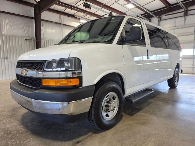 Used 2025 Chevrolet Express 3500 LT w/ LT Preferred Equipment Group RWD image 2