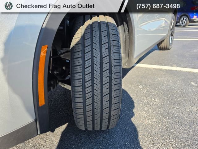 Used 2022 Mitsubishi Outlander SEL Black Edition image 14