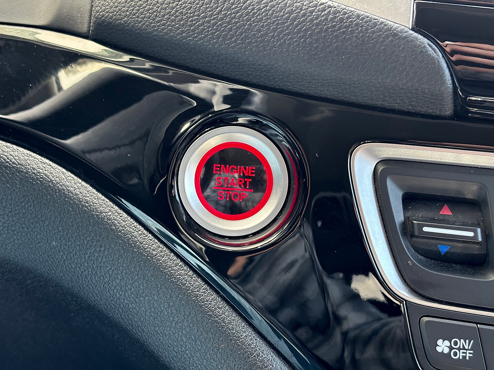 Certified 2020 Honda Ridgeline RTL-E image 22