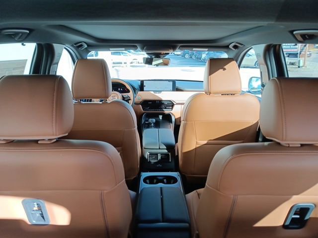 Certified 2025 MAZDA CX-90 3.3 Turbo S w/ Premium Plus AWD/4WD image 10