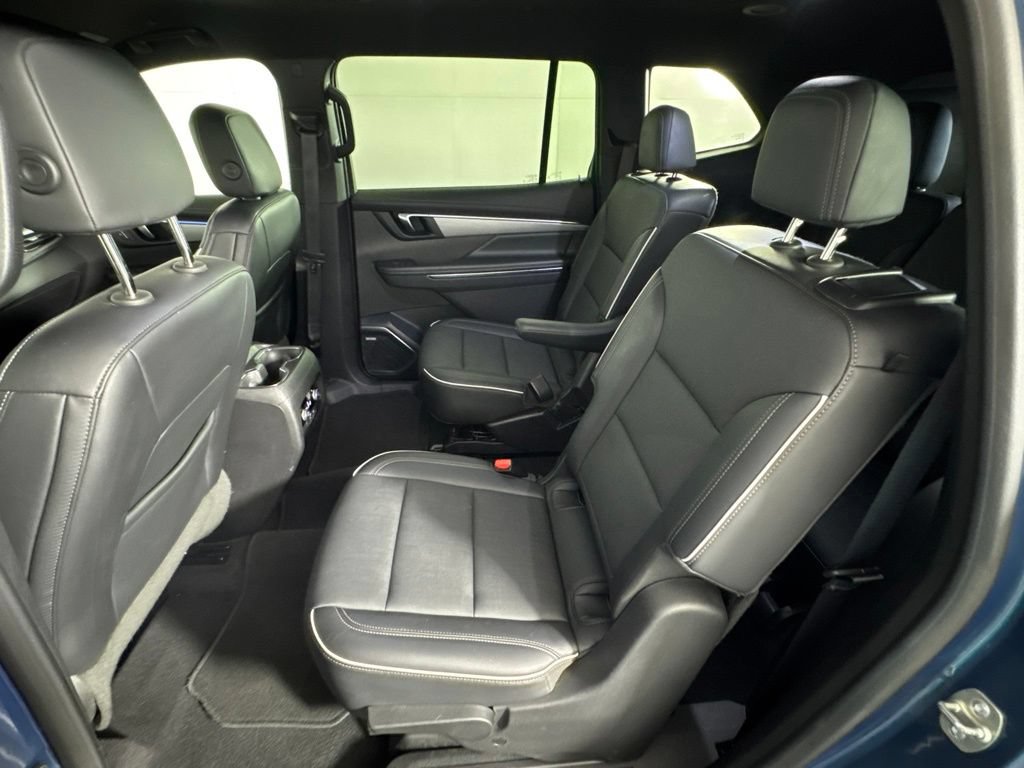 Certified 2025 Buick Enclave Preferred AWD/4WD image 34