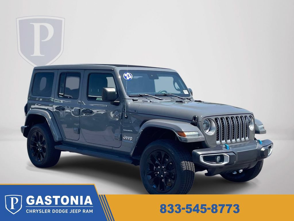 Used 2023 Jeep Wrangler Unlimited Sahara w/ Cold Weather Group AWD/4WD image 1