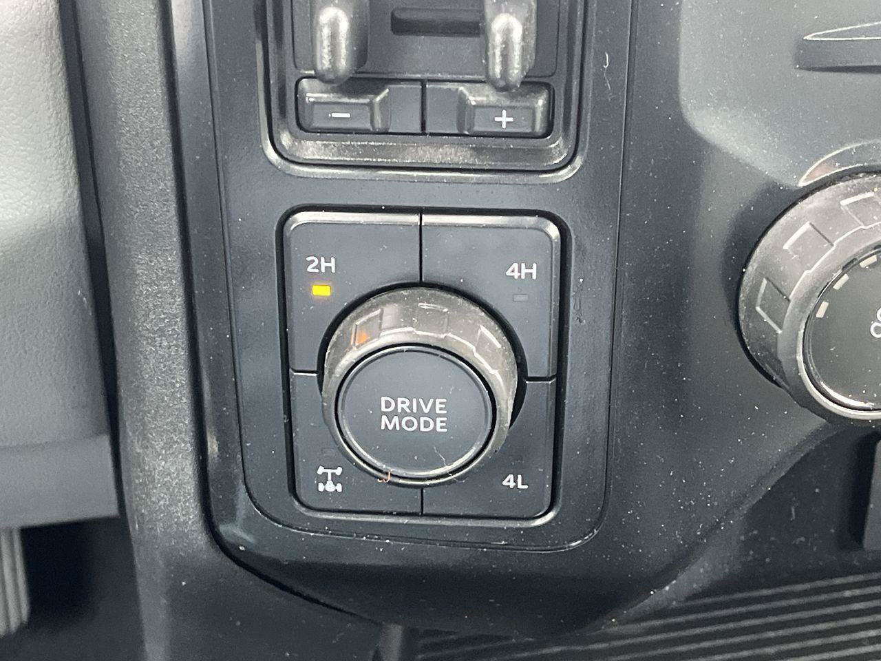 Certified 2023 Ford F250 XLT AWD/4WD image 17