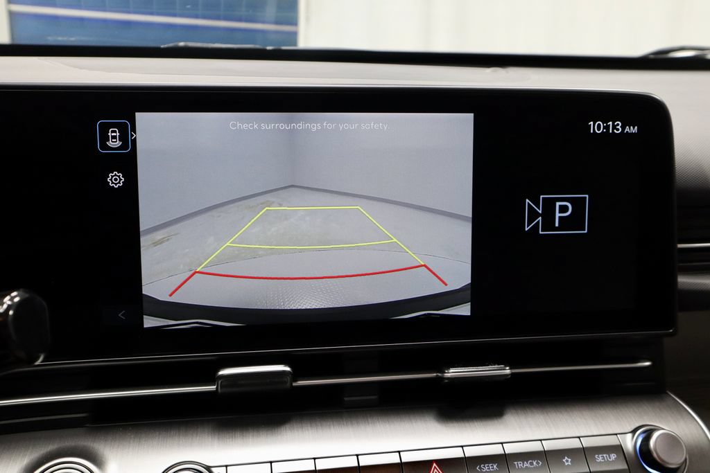 Used 2025 Hyundai Kona SEL FWD image 2