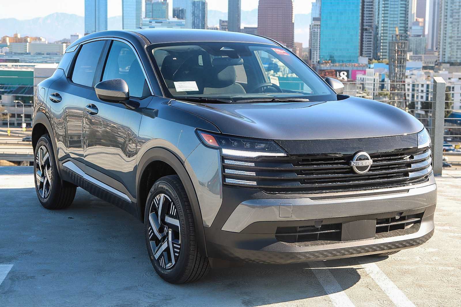 New 2025 Nissan Kicks SV FWD image 3