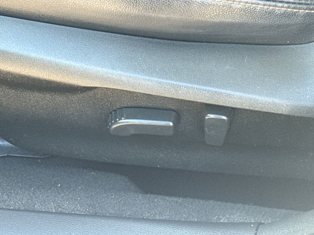 Used 2019 Subaru Crosstrek 2.0i Limited w/ Moonroof Package w/Navigation image 46