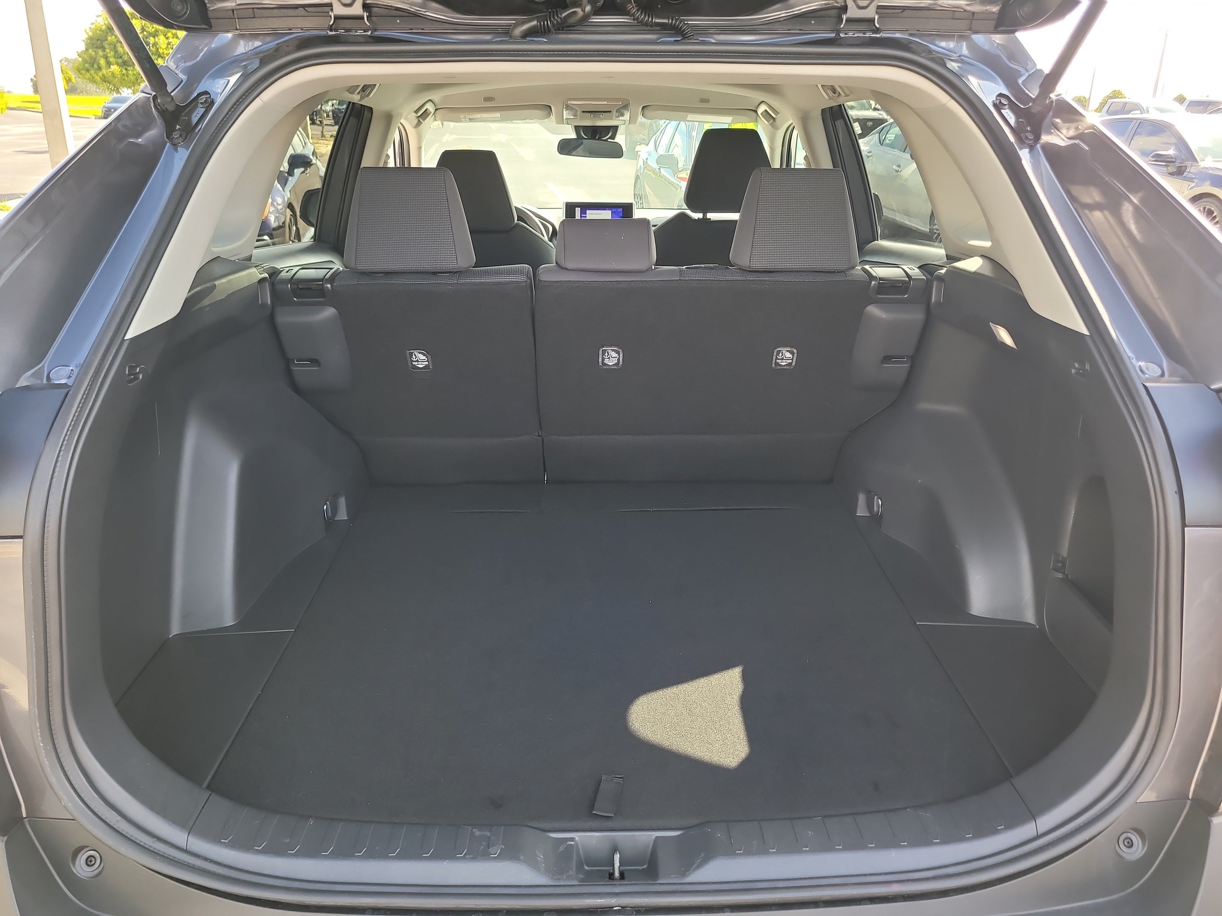 Certified 2024 Toyota RAV4 LE FWD image 11