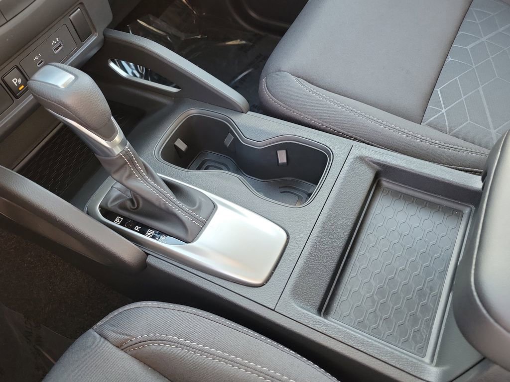 Certified 2025 Nissan Frontier SV w/ Tow Package image 13