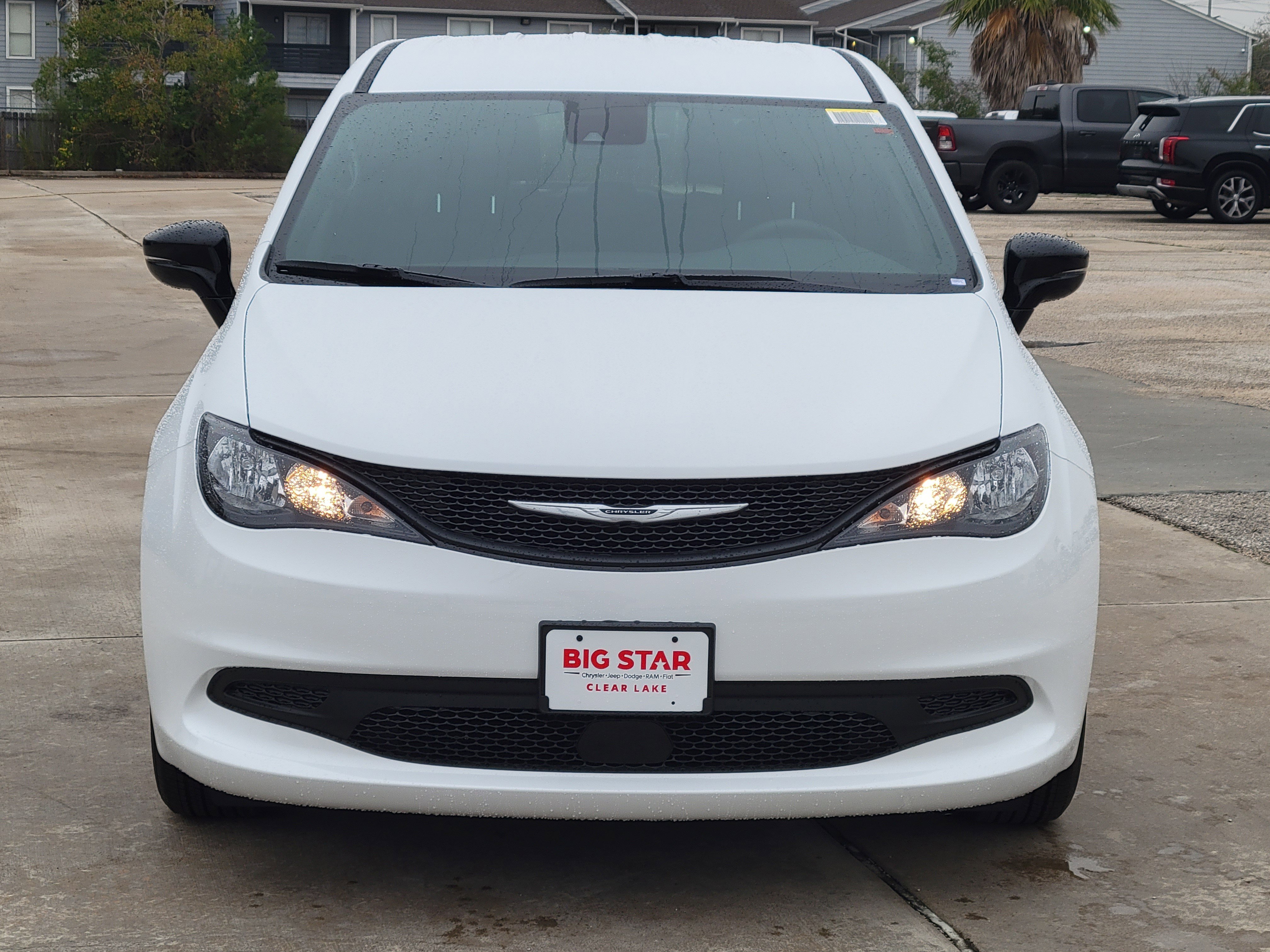 New 2026 Chrysler Voyager LX image 8