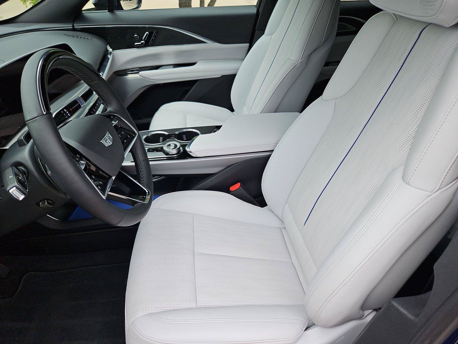 Certified 2024 Cadillac Lyriq Sport AWD/4WD image 11