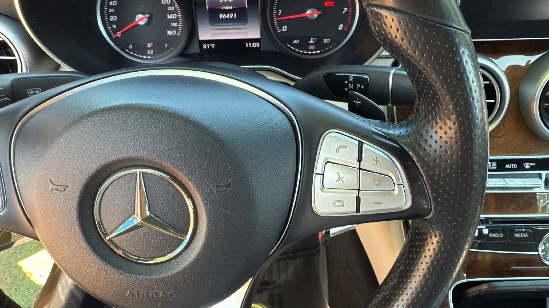 Used 2015 Mercedes-Benz C 300 4MATIC Sedan image 32