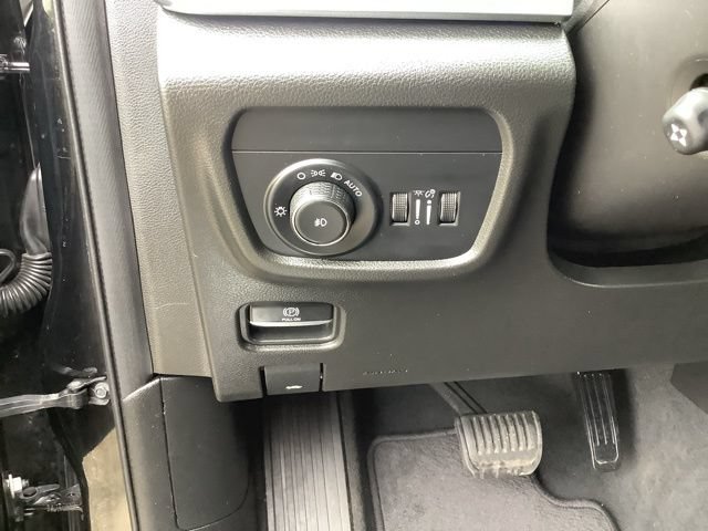 Used 2023 Jeep Grand Cherokee L Overland AWD/4WD image 25