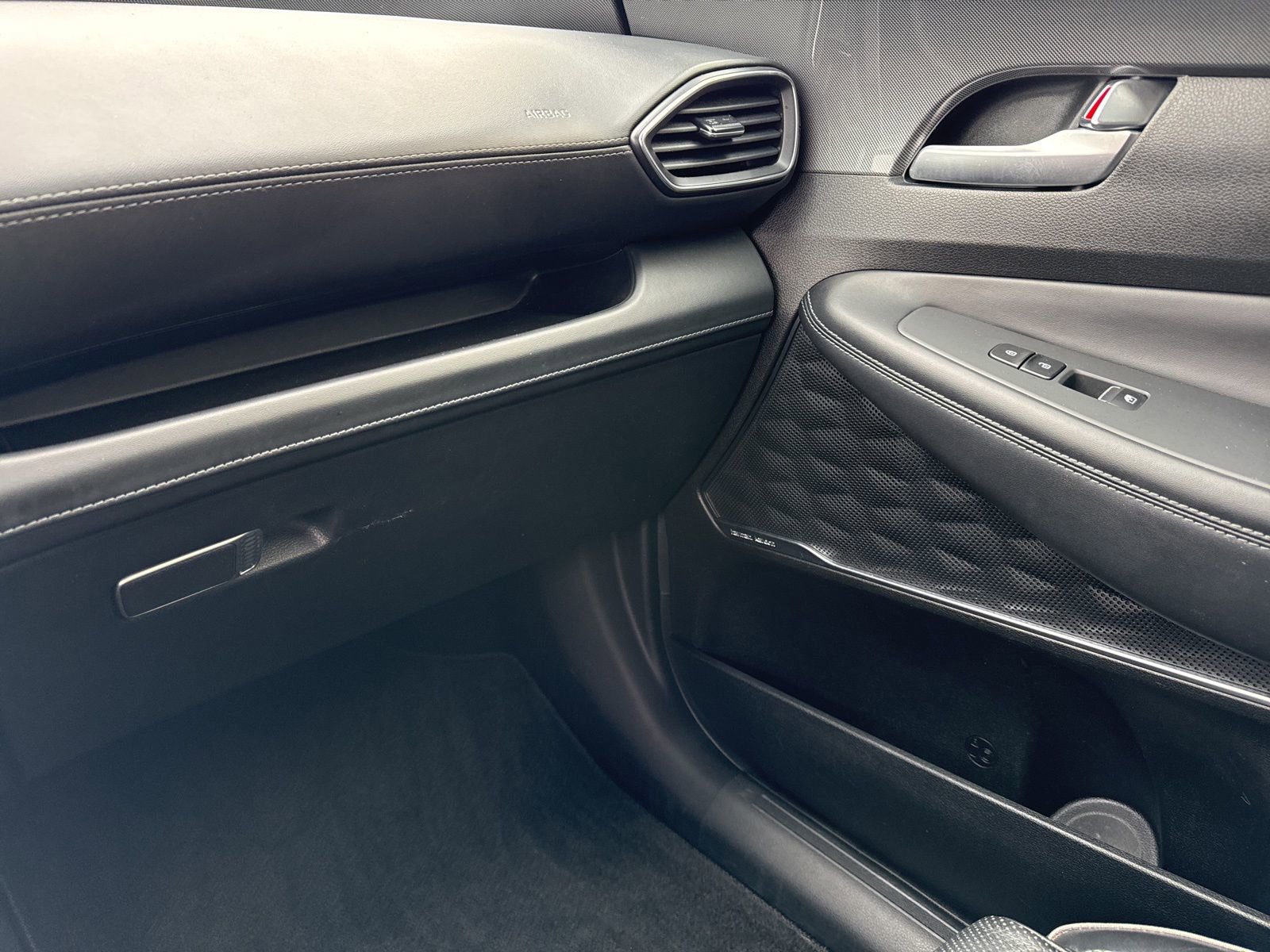 Certified 2022 Hyundai Santa Fe SEL w/ Convenience + Premium Package image 28