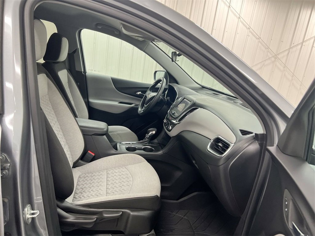 Used 2023 Chevrolet Equinox LS w/ LS Convenience Package image 21