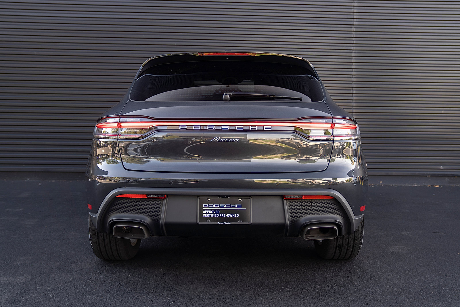 Used 2026 Porsche Macan AWD/4WD image 29