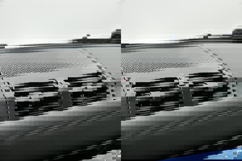 Used 2021 Land Rover Defender 110 image 27