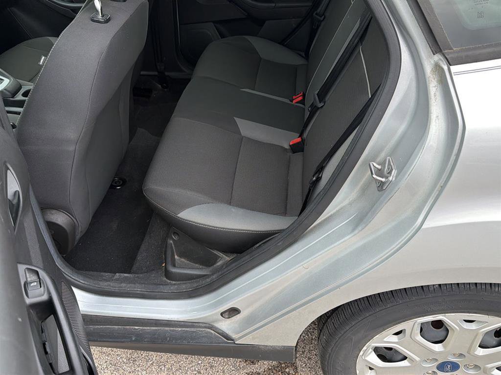 Used 2012 Ford Focus SE image 16