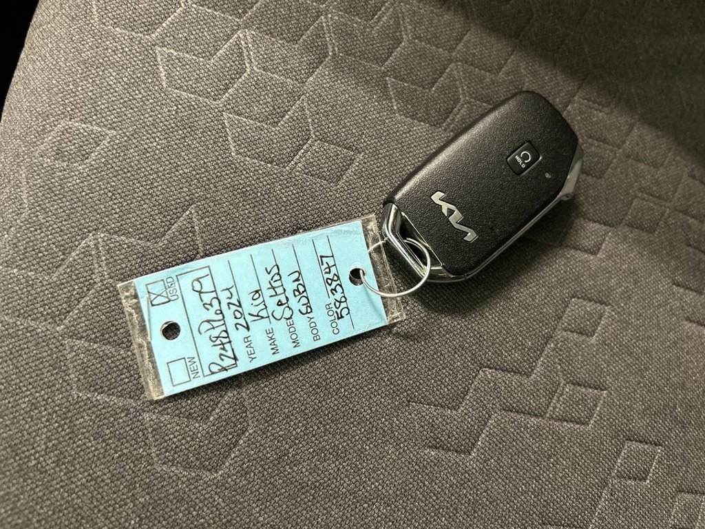 Certified 2024 Kia Seltos S AWD/4WD image 12