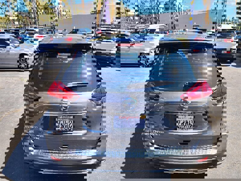 Used 2017 Nissan Rogue S image 10