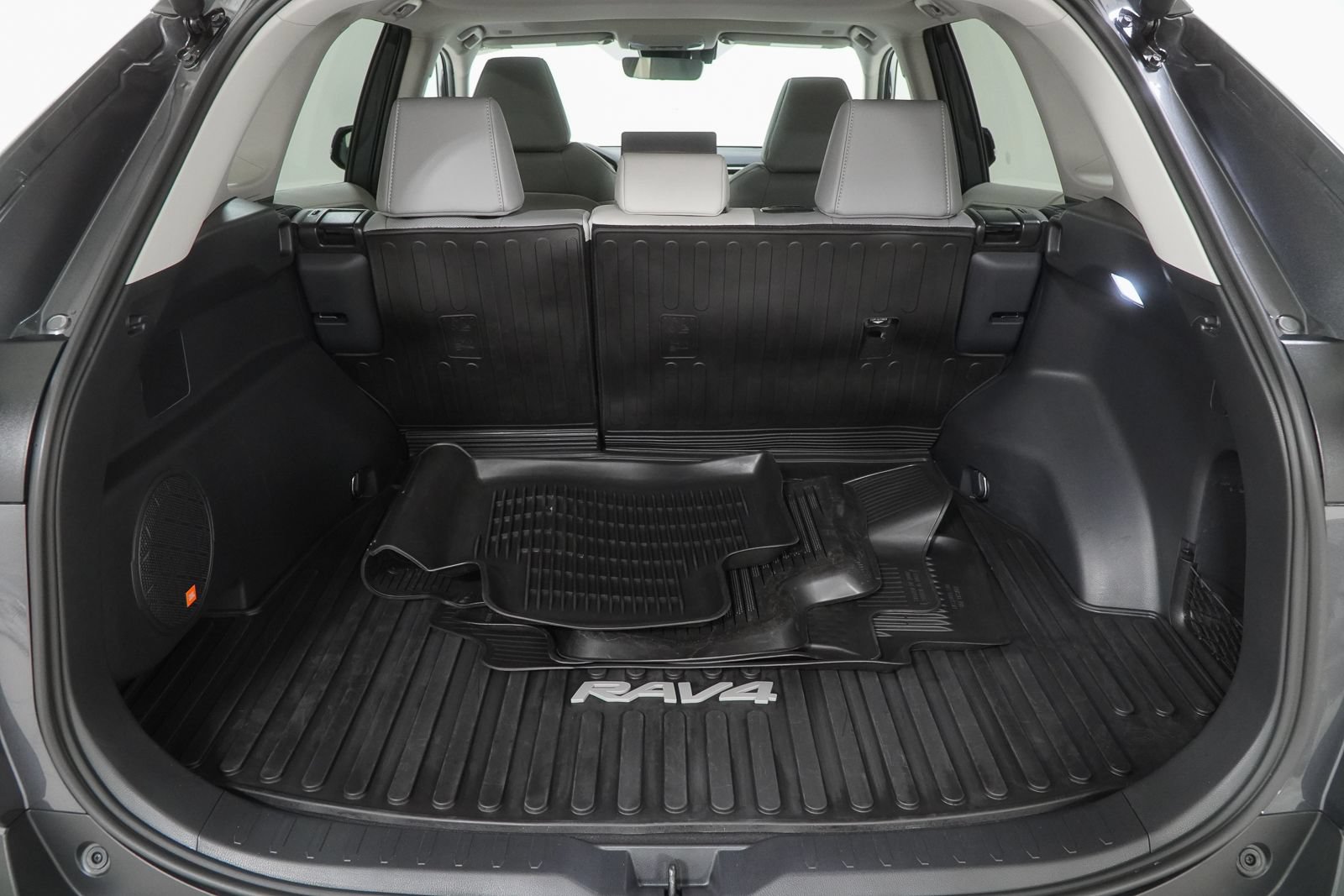 Used 2025 Toyota RAV4 Limited w/ Weather Package AWD/4WD image 10