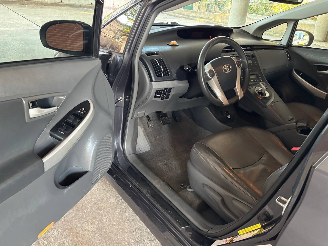 Used 2011 Toyota Prius Two FWD image 10