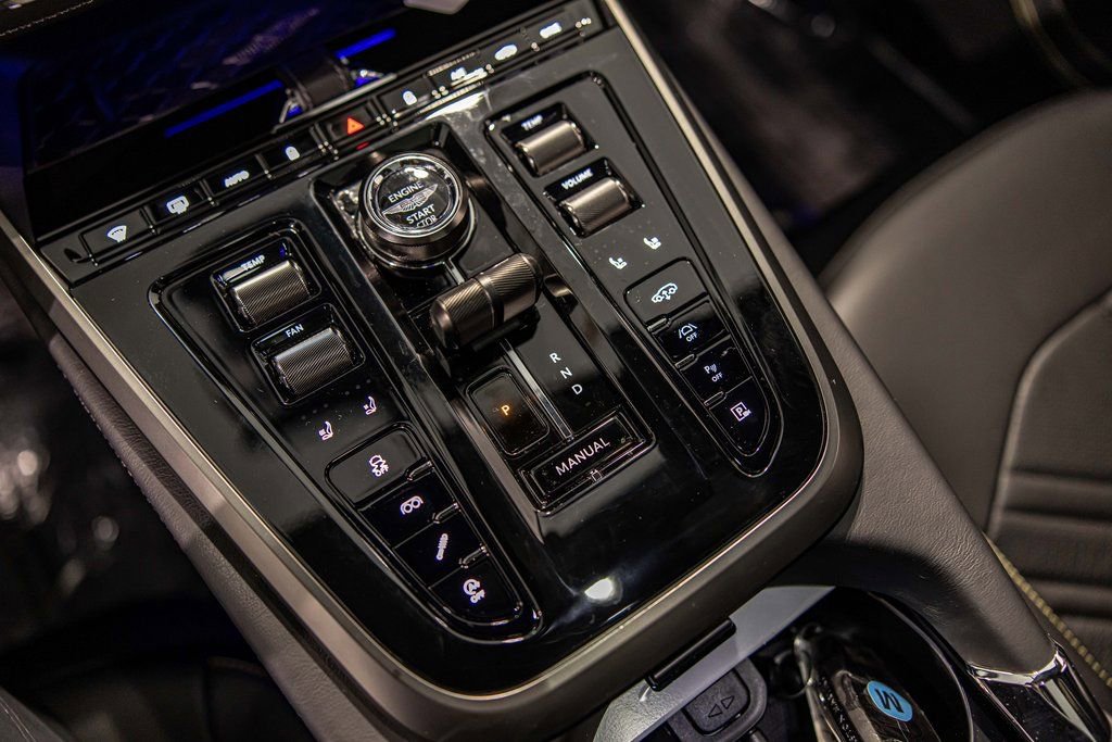New 2026 Aston Martin DBX S AWD/4WD image 27