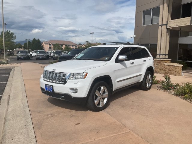 Used 2013 Jeep Grand Cherokee Overland Summit AWD/4WD image 8