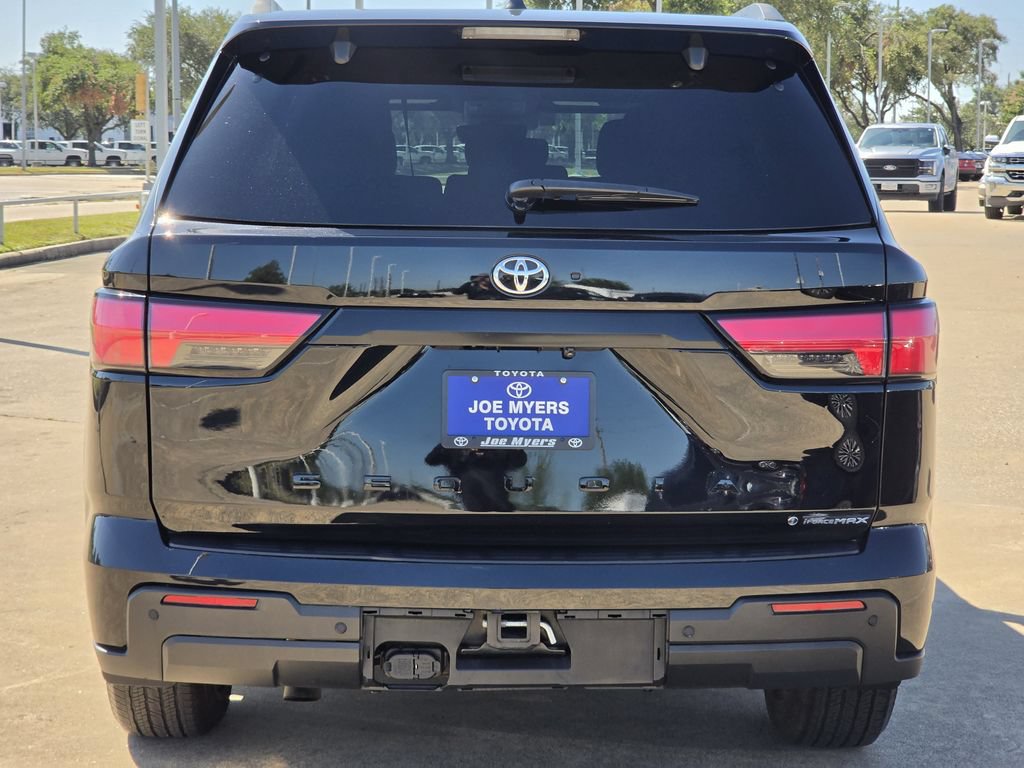 Used 2025 Toyota Sequoia SR5 AWD/4WD image 8