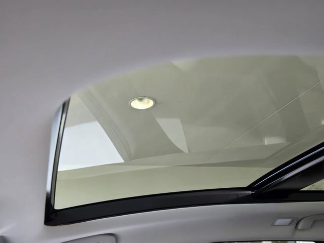 Used 2023 INFINITI QX50 Luxe FWD image 21
