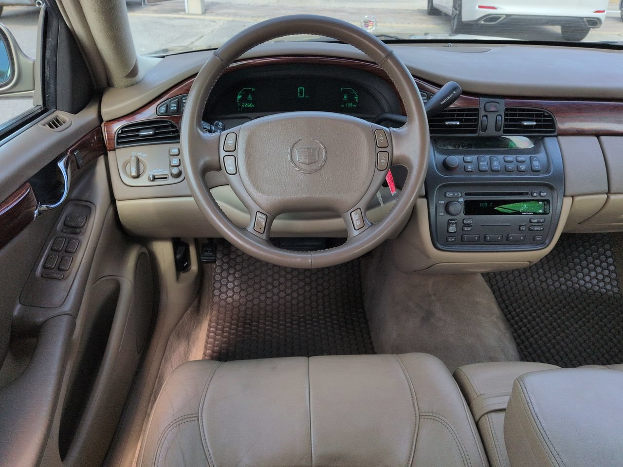 Used 2004 Cadillac De Ville FWD image 14