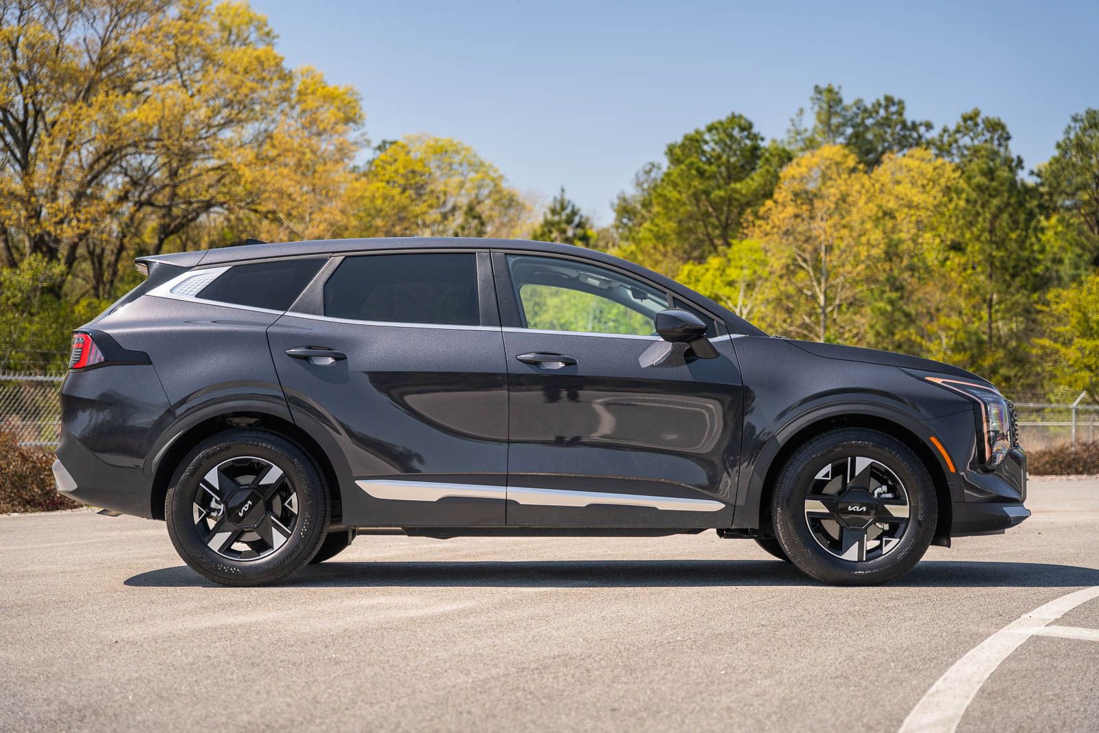 Used 2026 Kia Sportage LX image 8