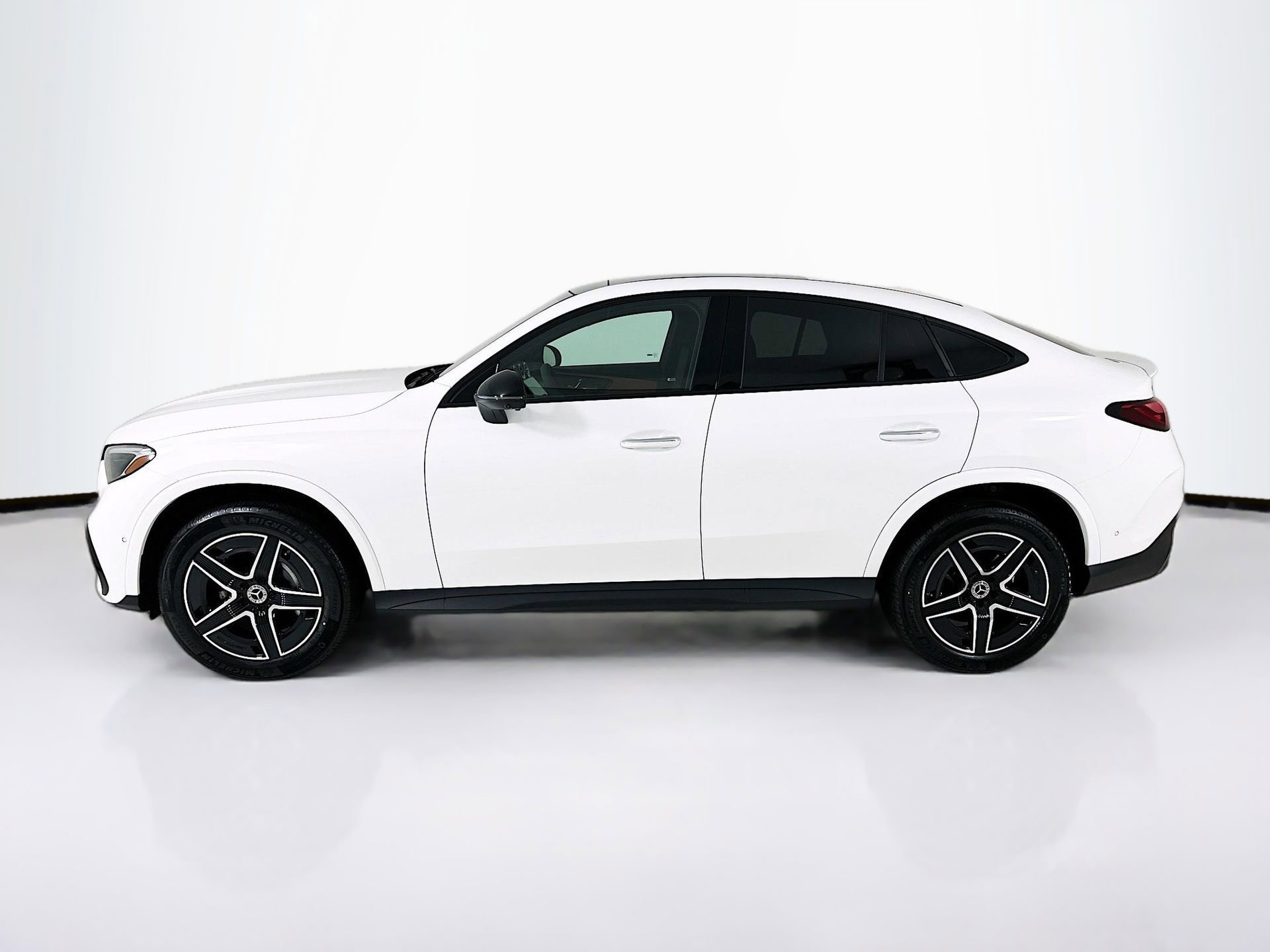 New 2026 Mercedes-Benz GLC 300 4MATIC image 5