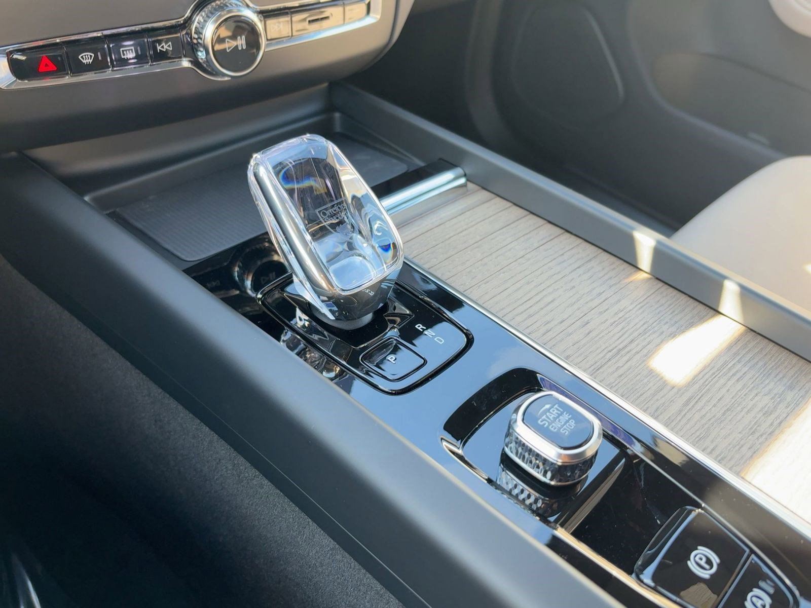 New 2026 Volvo XC60 B5 Plus w/ Climate Package image 26