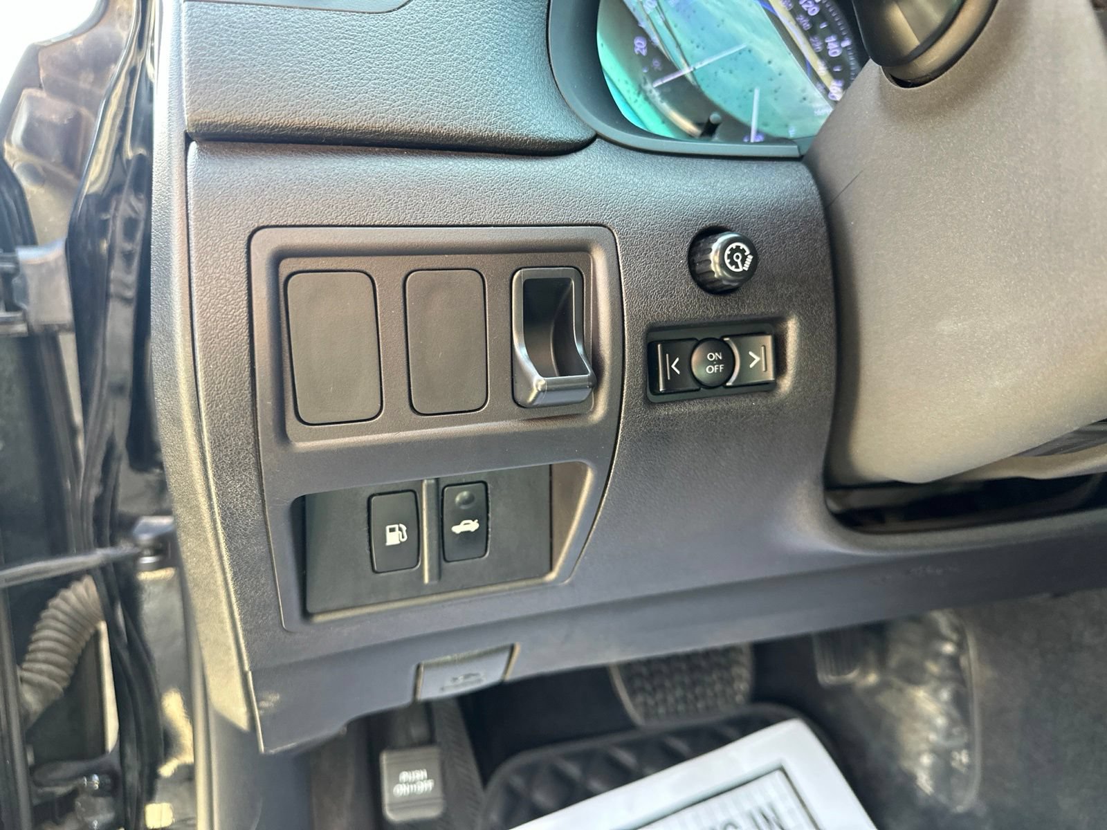 Used 2011 Lexus IS 250 AWD w/ Preferred Accessory Package image 14