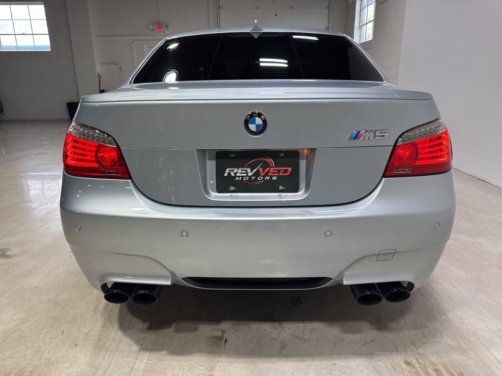 Used 2010 BMW M5 RWD image 6