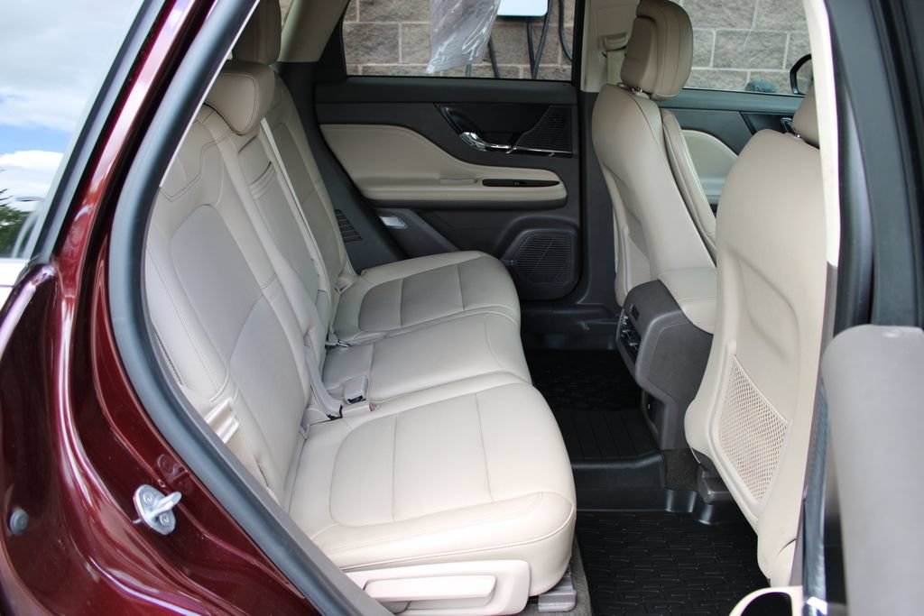Used 2020 Lincoln Corsair AWD w/ Premium Package image 42