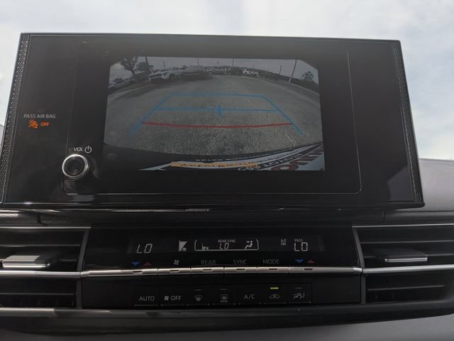 Used 2026 Toyota Sienna LE FWD image 20