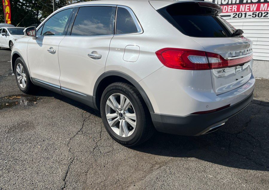 Used 2018 Lincoln MKX Premiere FWD image 4
