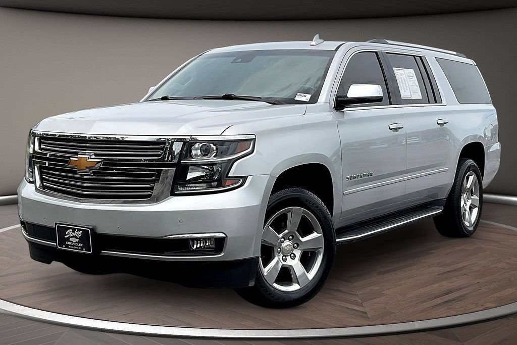 Used 2020 Chevrolet Suburban Premier AWD/4WD image 3