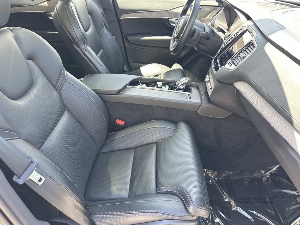 Used 2023 Volvo XC90 B6 Ultimate AWD/4WD image 14