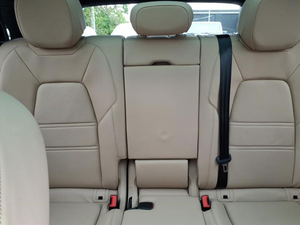 Used 2023 Porsche Cayenne S image 30