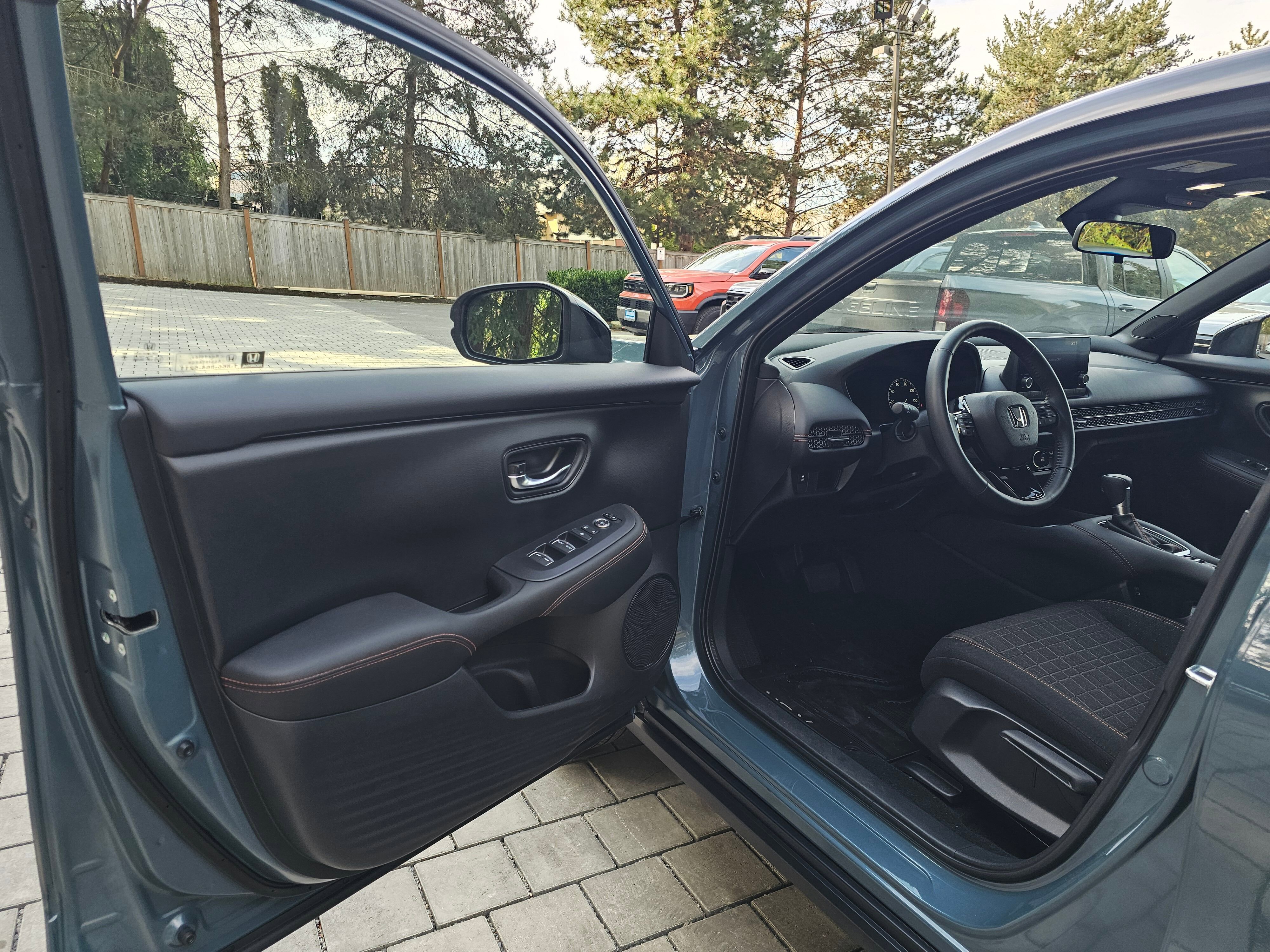 Certified 2025 Honda HR-V Sport image 20