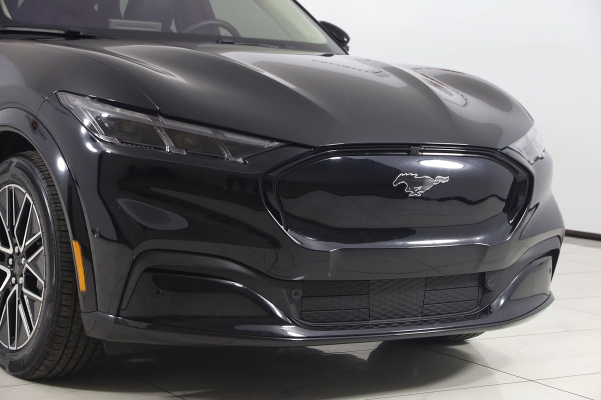 Used 2024 Ford Mustang Mach-E Premium AWD/4WD image 40