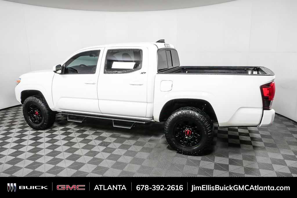 Used 2021 Toyota Tacoma SR image 2